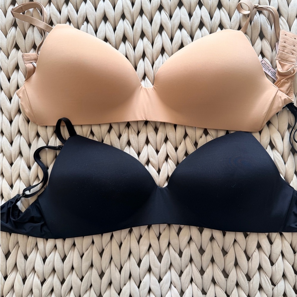 Victoria’ Secret Seamless T-Shirt Bras